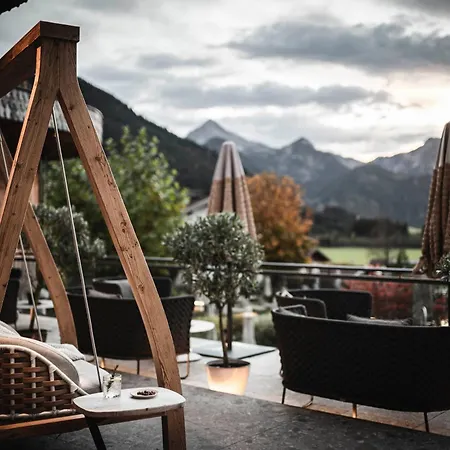 Wellnesshotel Der Engel - Tannheimer Tal Hotel 4*