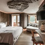 Der Engel Hotel 4*